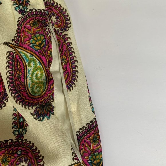 Anthropologie ett twa Scarf-Printed Shorts Size S - Picture 4 of 5